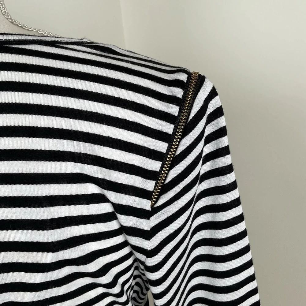 Michael Kors Womens Multi Striped Ruched Knit Zipped Shoulder 3/4 Sleeve Top LRG